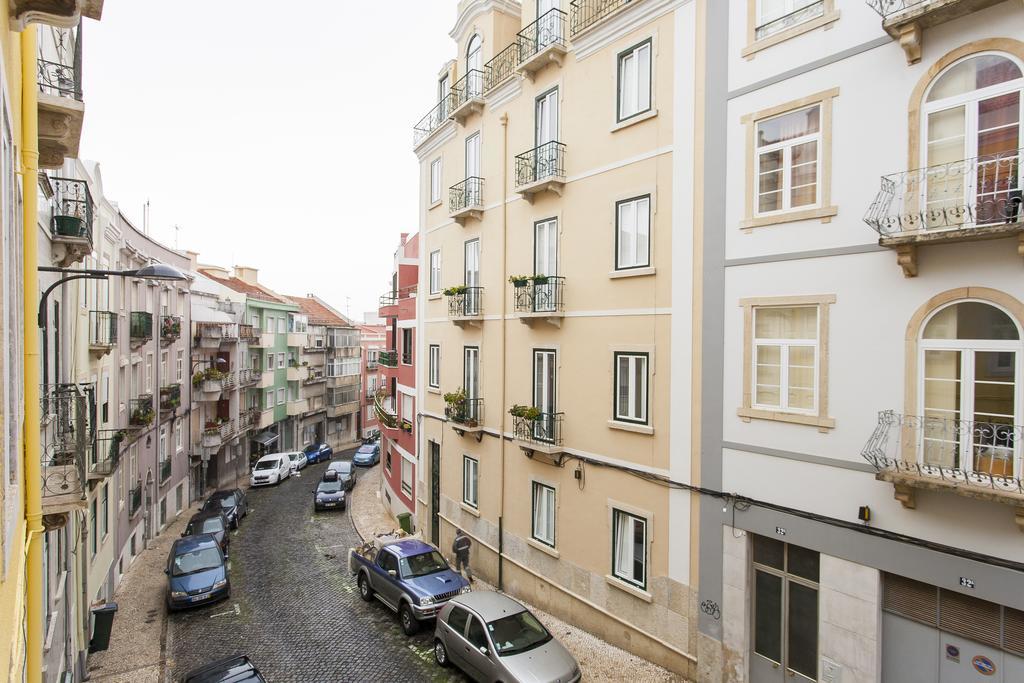 Apartamento Altido Cosy 2br Apt With Terrace In Penha De Franca, 5mins From The Viewpoint Of Monte Agudo Lisboa